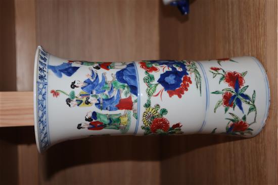 A Chinese Wucai beaker vase Height 25cm